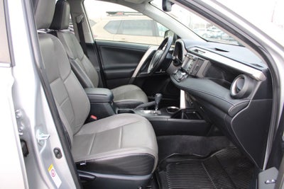 2016 Toyota RAV4 Hybrid XLE