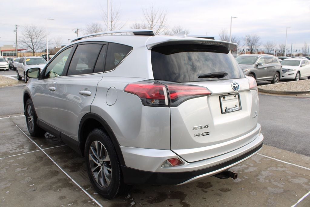 2016 Toyota RAV4 Hybrid XLE