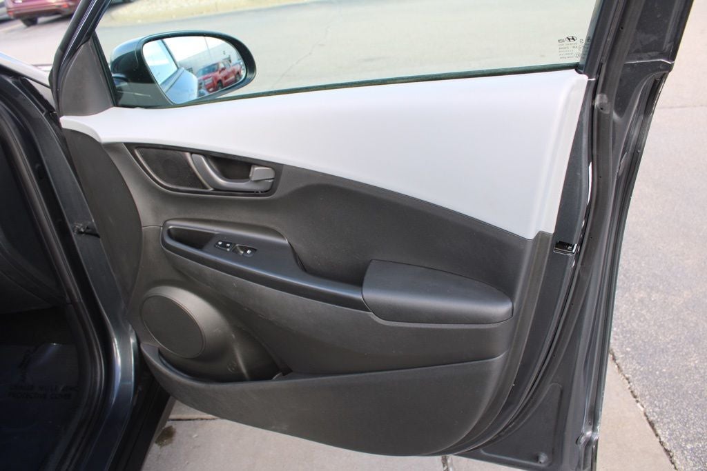 2021 Hyundai Kona SEL