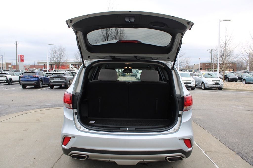 2017 Hyundai Santa Fe SE