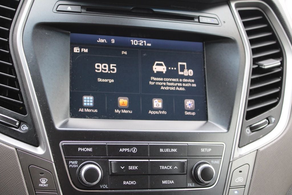 2017 Hyundai Santa Fe SE