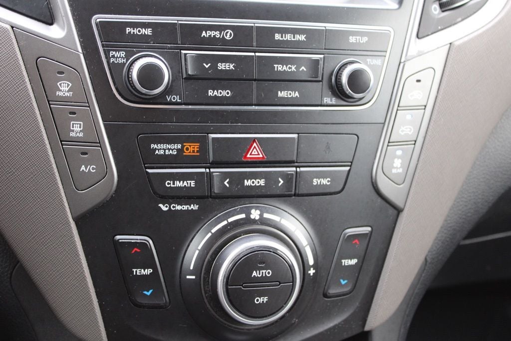 2017 Hyundai Santa Fe SE