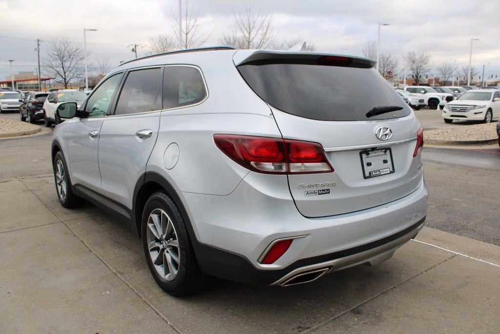 2017 Hyundai Santa Fe SE