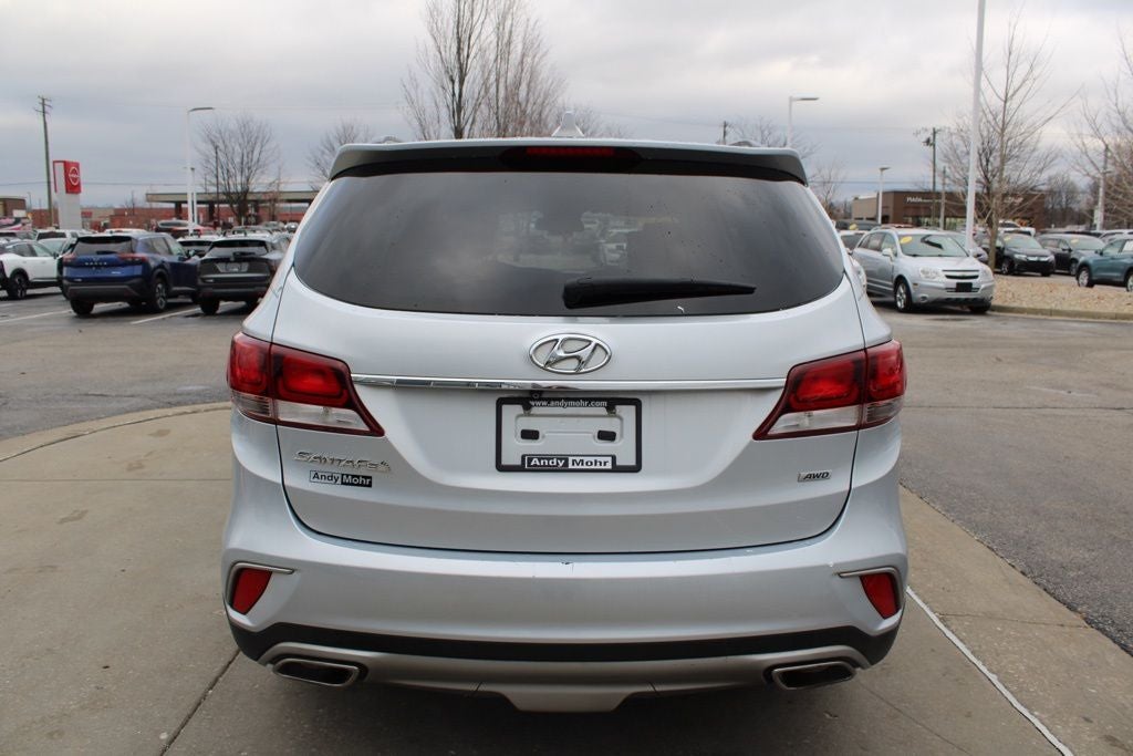 2017 Hyundai Santa Fe SE
