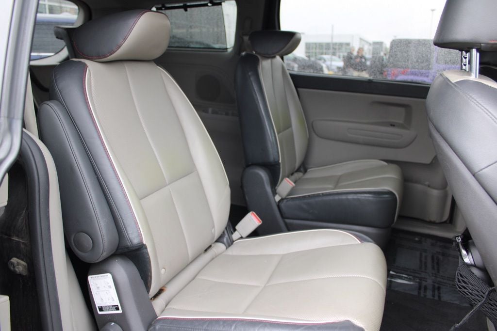 2017 Kia Sedona LX