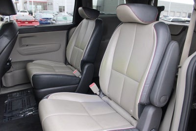 2017 Kia Sedona LX