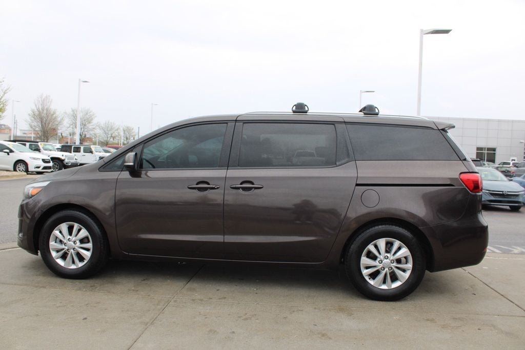 2017 Kia Sedona LX