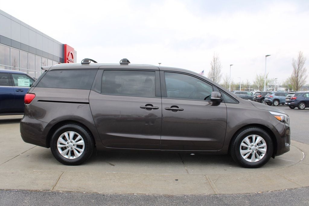 2017 Kia Sedona LX