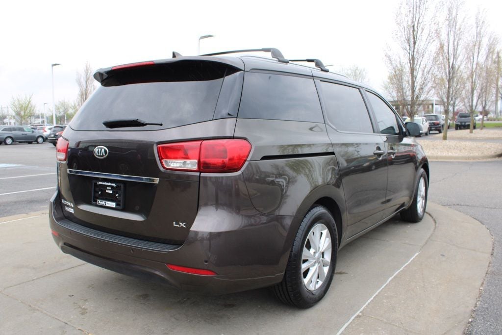 2017 Kia Sedona LX