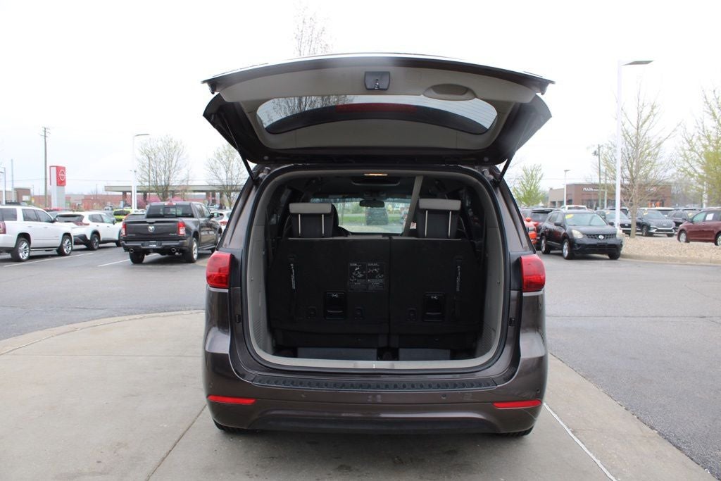 2017 Kia Sedona LX