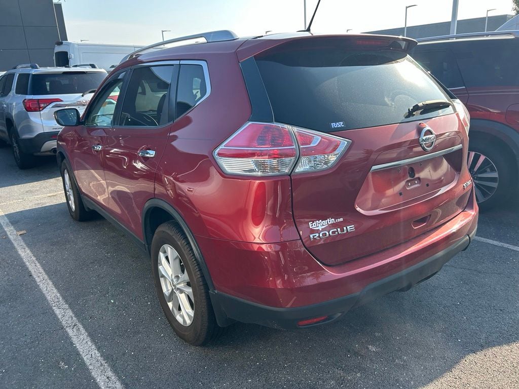 2016 Nissan Rogue SV
