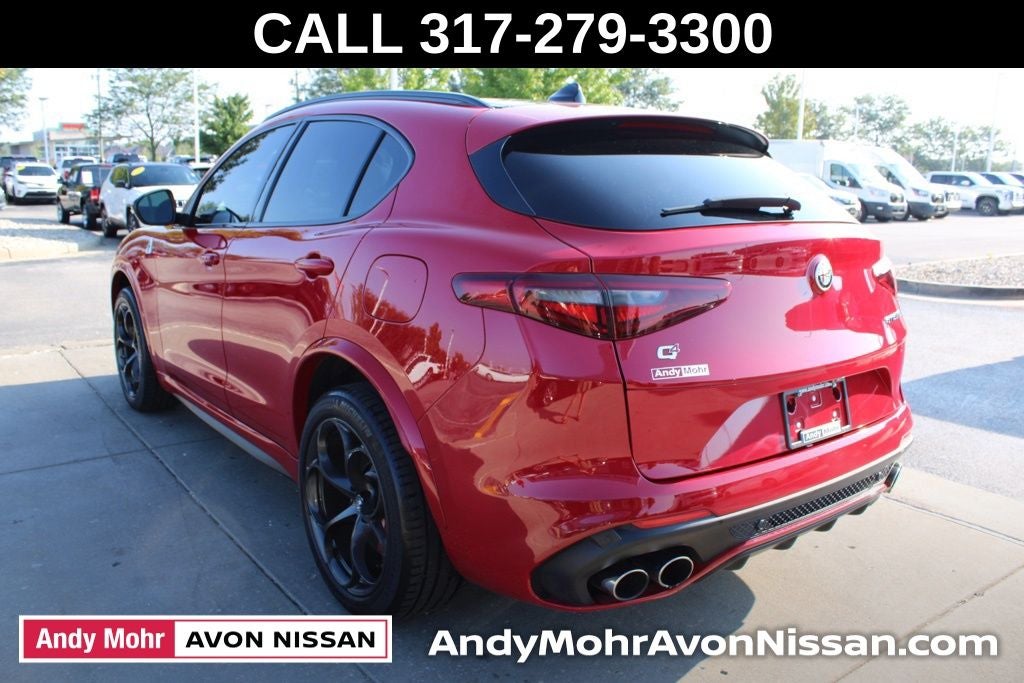 2022 Alfa Romeo Stelvio Quadrifoglio