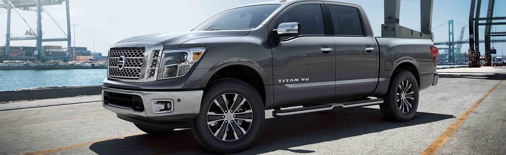 2019 Nissan TITAN Review